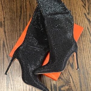 Elegant Black Stiletto Boots